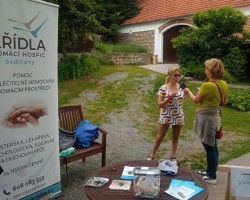 MolyDury-Benefiční koncertík v rámci poutě ve V.Chlumci